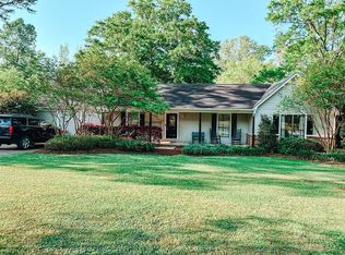 8285 Oak Ridge Pl, Meridian, MS 39305