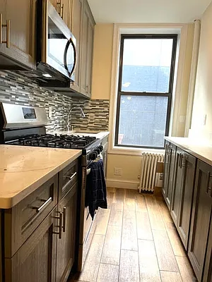 Rented by Oxford Property Group | media 24