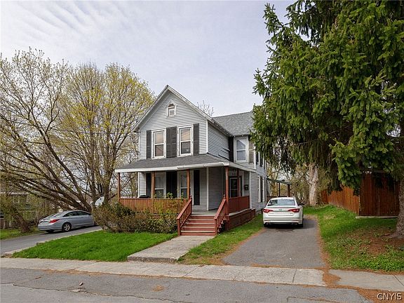 3rd image of 522 Cross St