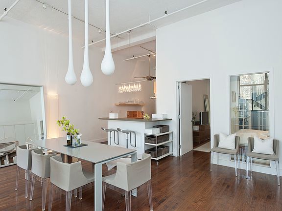3rd image of 718 Broadway APT 3C