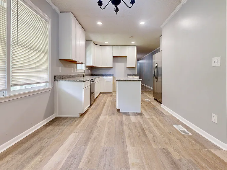 1001 Darling Ave — Photo 29