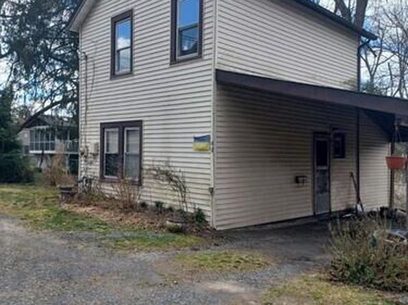 48 Lenox Ave