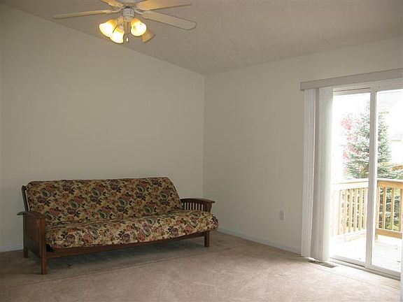 4th image of 7980 Birchwood Ct