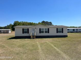 466 Ralph Hunt Blvd, Orrum, NC 28369