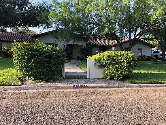 2nd image of 1409 McKee Dr