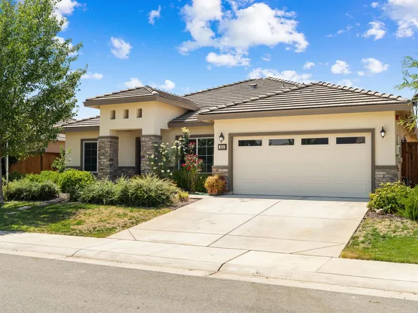 403 Callaway Ln, Ione, CA 95640