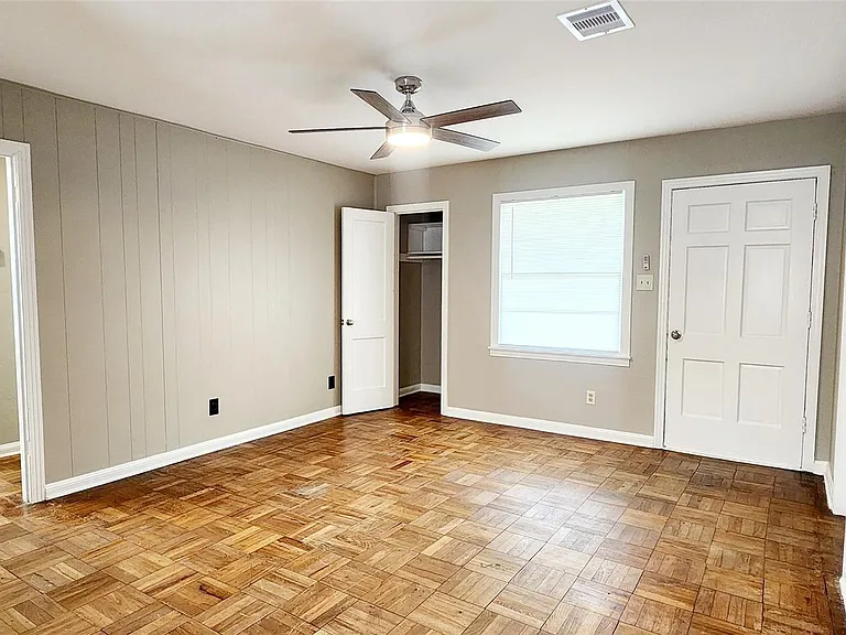 113 Laurel St — Photo 5