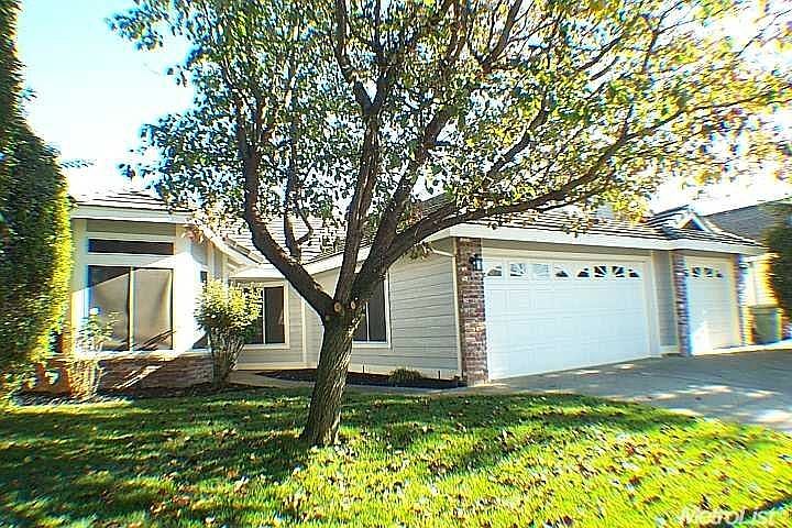 1st image of 319 Allison Ct