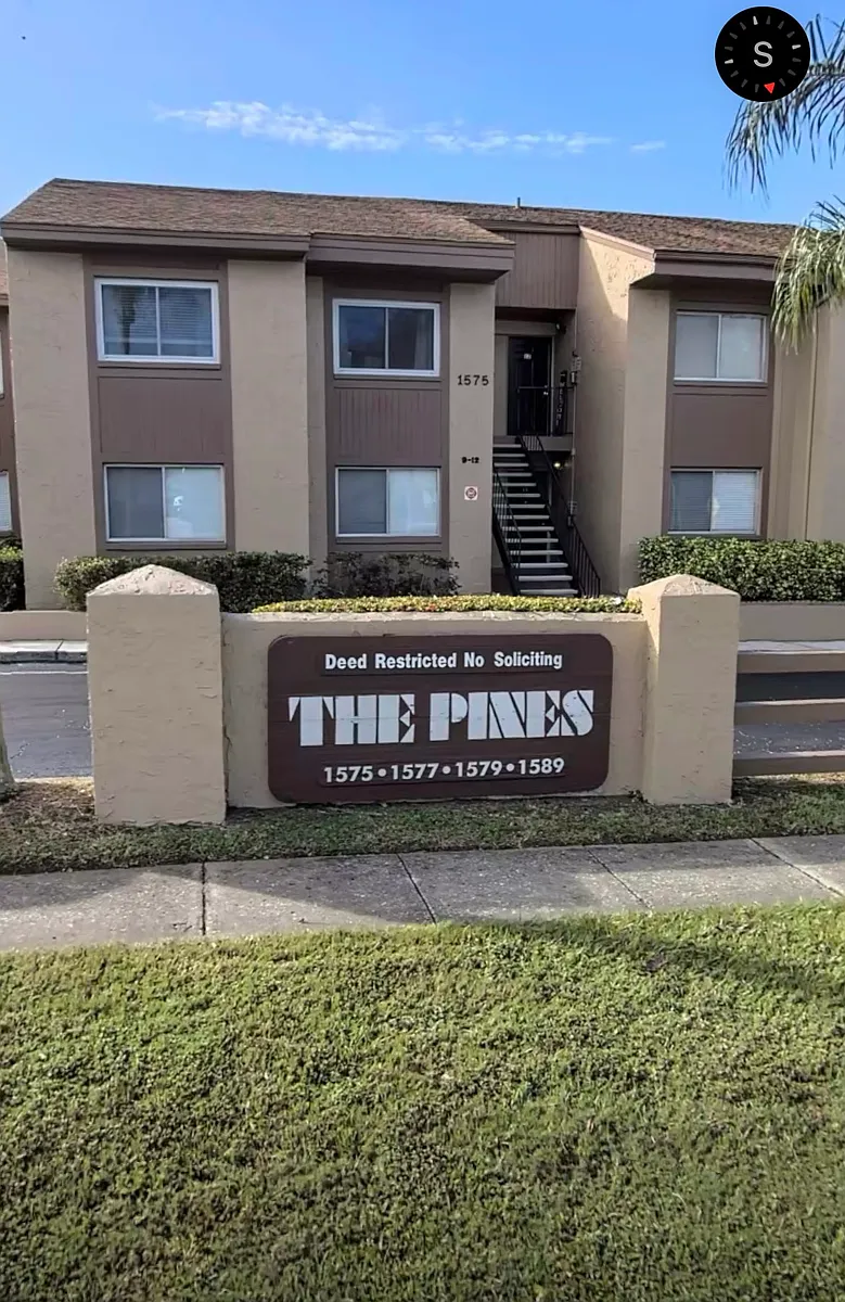 Building Photo - 1577 Greenlea Dr #6