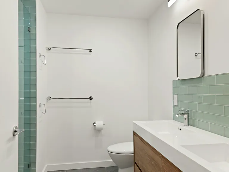 350 W 42nd St #38C — Photo 6