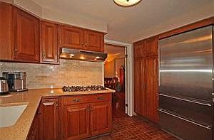 5th image of 72 Brandywine Dr