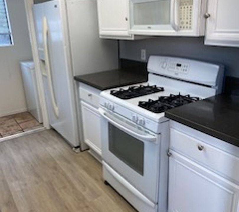 1st image of 21 Hollyhock Ln #224