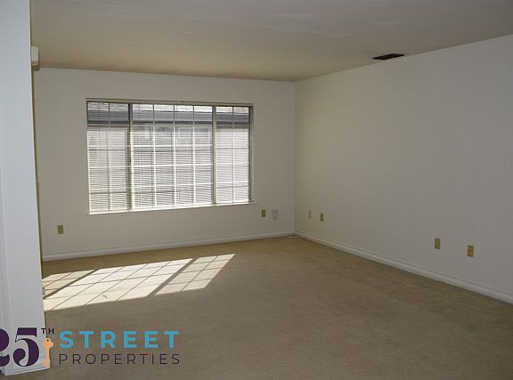 3rd image of 4936 V St