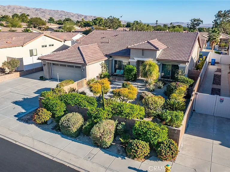 64243 Eagle Mountain Ave — Photo 26