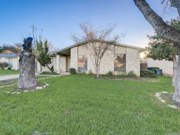 5930 CLIFF ROCK DR, San Antonio, TX 78250