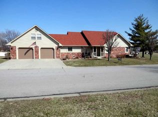 595 Hacienda Pl, Greenwood, IN 46143