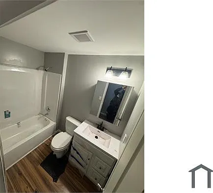 1723 Saint Louis Ave — Photo 6