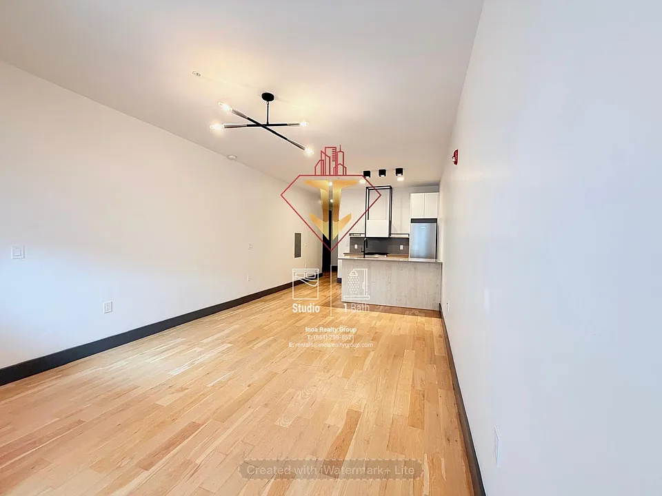 426 Arlington Ave #408A