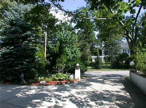 3rd image of 41 Lincoln Ave