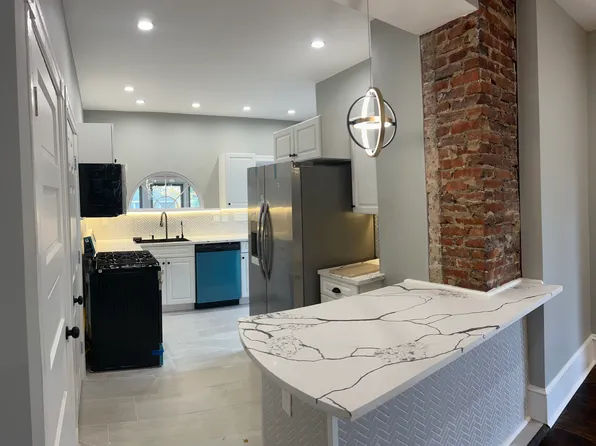 74 Delaware Ave, Penns Grove, NJ 08069