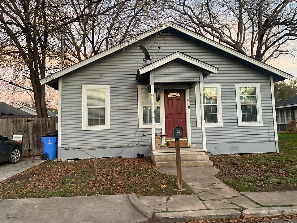 1st image of 615 N Bowie St