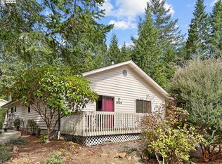 1466 Glenwood Dr, Brookings, OR