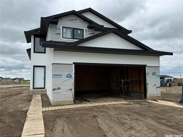221 Albright CRESCENT, Warman, SK S0K 4S0