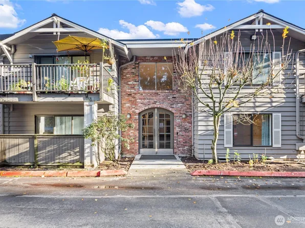 8021 234th Street SW #210, Edmonds, WA 98026