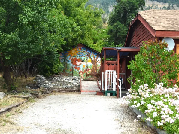 705 Main St, Lillooet, BC V0K 1V0