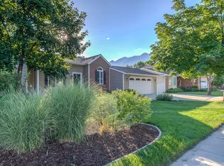 10211 S Flanders Rd, Sandy, UT 84092