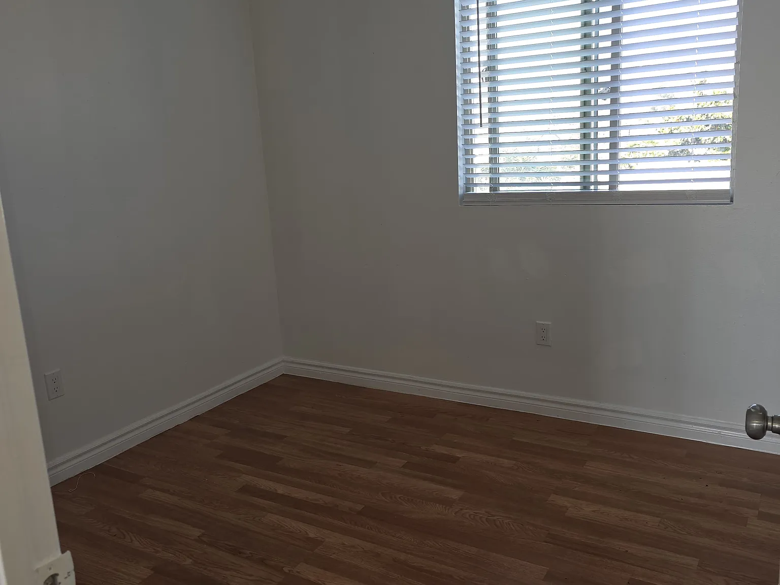 2 bed, 800 sqft, $2,280 — Photo 2