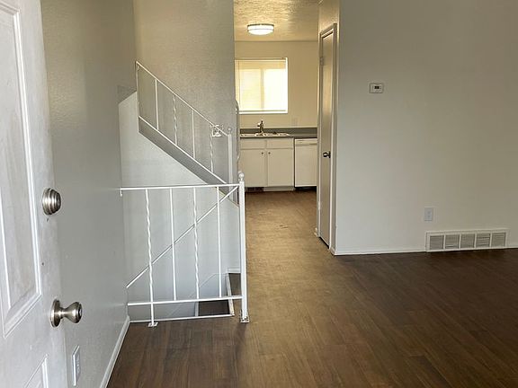 5th image of 9084 S Corliss Ave
