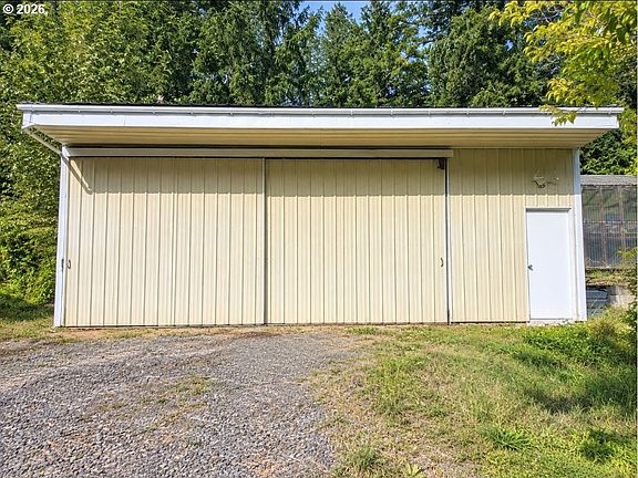 3rd image of 47501 Westoak Rd