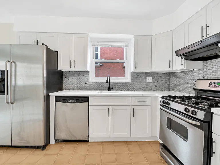 39-54 51st St #2 — Photo 7