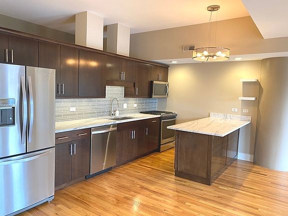 2nd image of 165 N Canal St APT 506