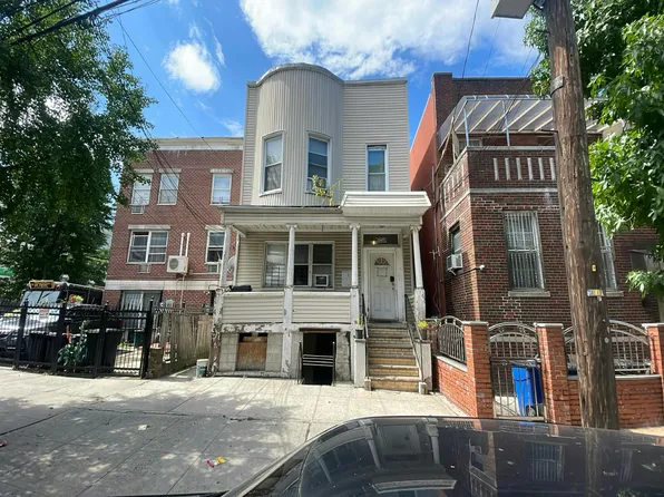 1385 Crotona Ave, Bronx, NY 10456