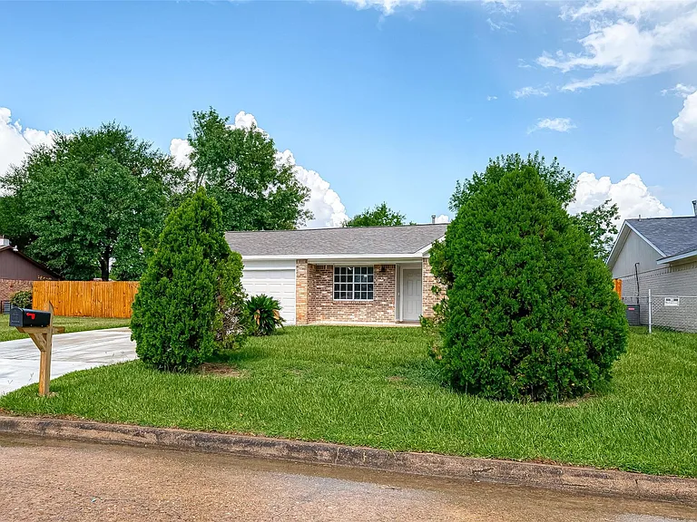8619 Valley Meadow Dr — Photo 5