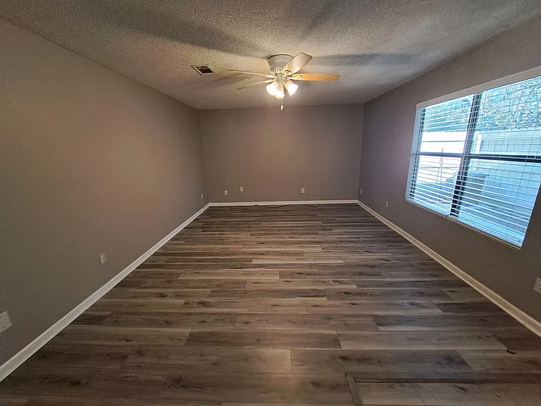 2301 W Michigan Ave #21 — Photo 3