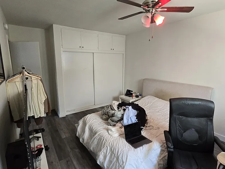 1132 S Holt Ave #3 — Photo 7