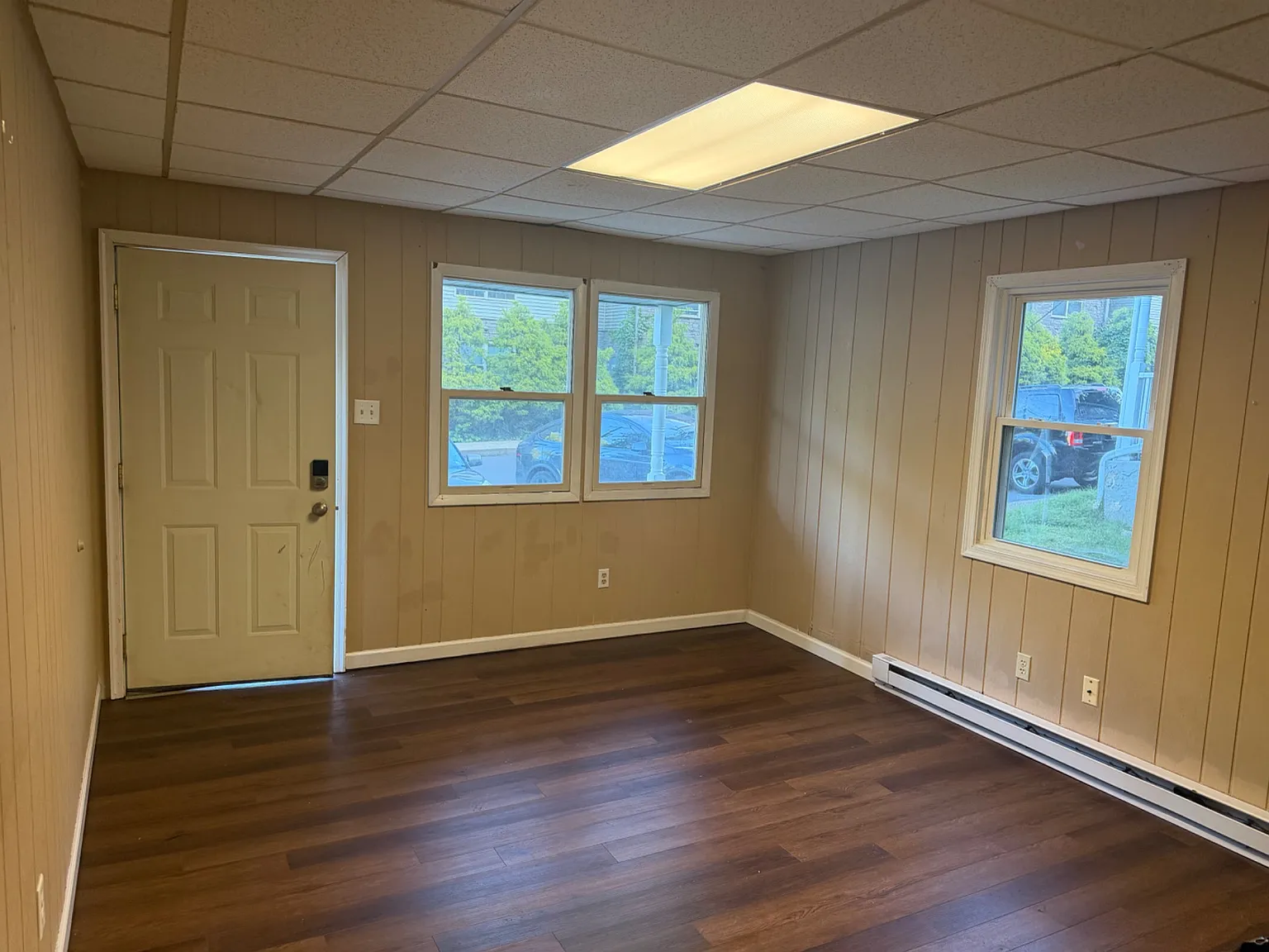 2 bed, 900 sqft, $1,200 — Photo 2