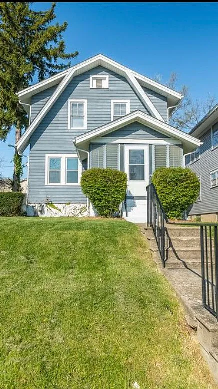 3 bed, 1.5 bath, 1150 sqft, $1,500 — Photo 1