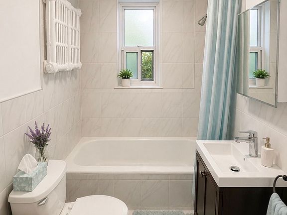 4th image of 98 Vaughan Rd #307