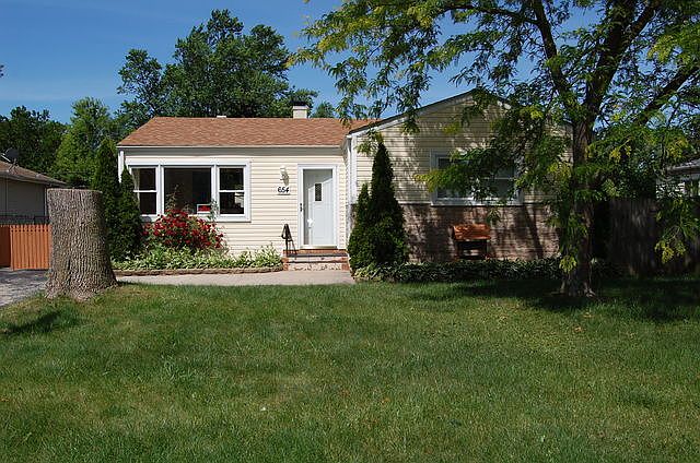 1st image of 654 N Vista Ave