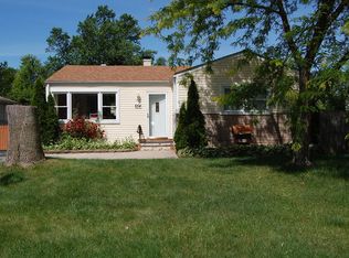 654 N Vista Ave, Lombard, IL 60148