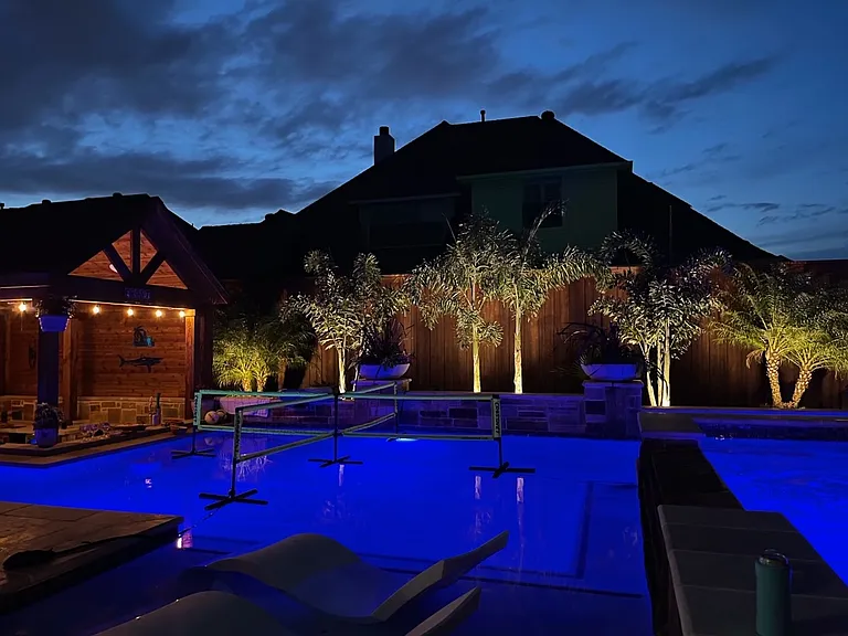 8305 Southridge Ct — Photo 1