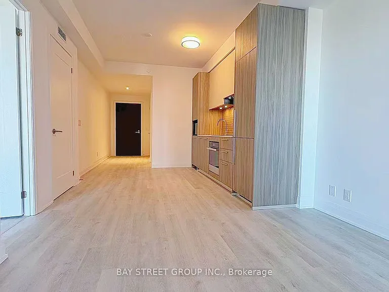 65 Broadway Ave #2502 — Photo 9
