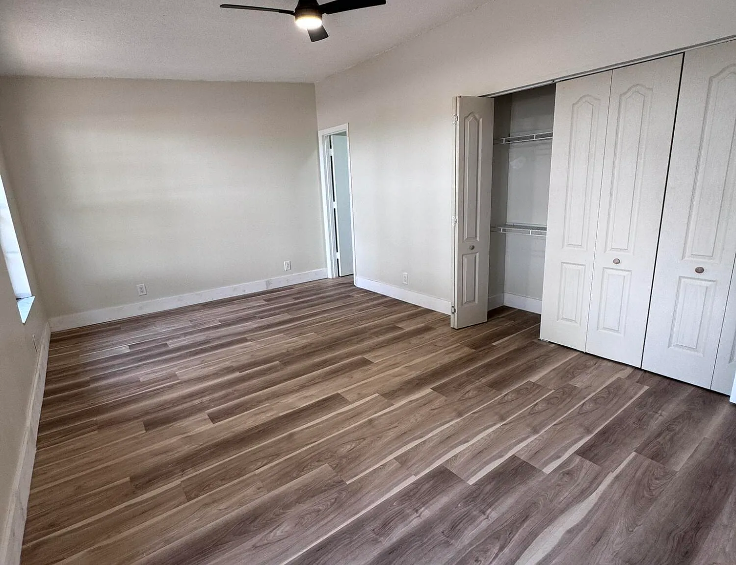 3 bed, 2.0 bath, 1235 sqft, $2,650 — Photo 4