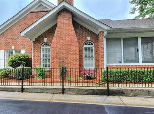 8630 Windsor Ridge Dr, Charlotte, NC 28277