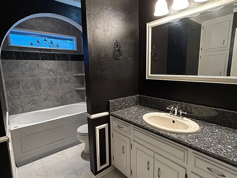 4607 Garden Ln — Photo 11
