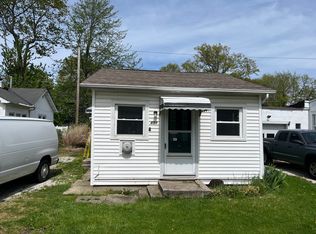 451 Campers Dr, Eastlake, OH 44095